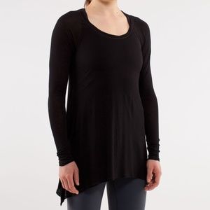Lululemon Post Bliss Tee - Black - Size 8 ?